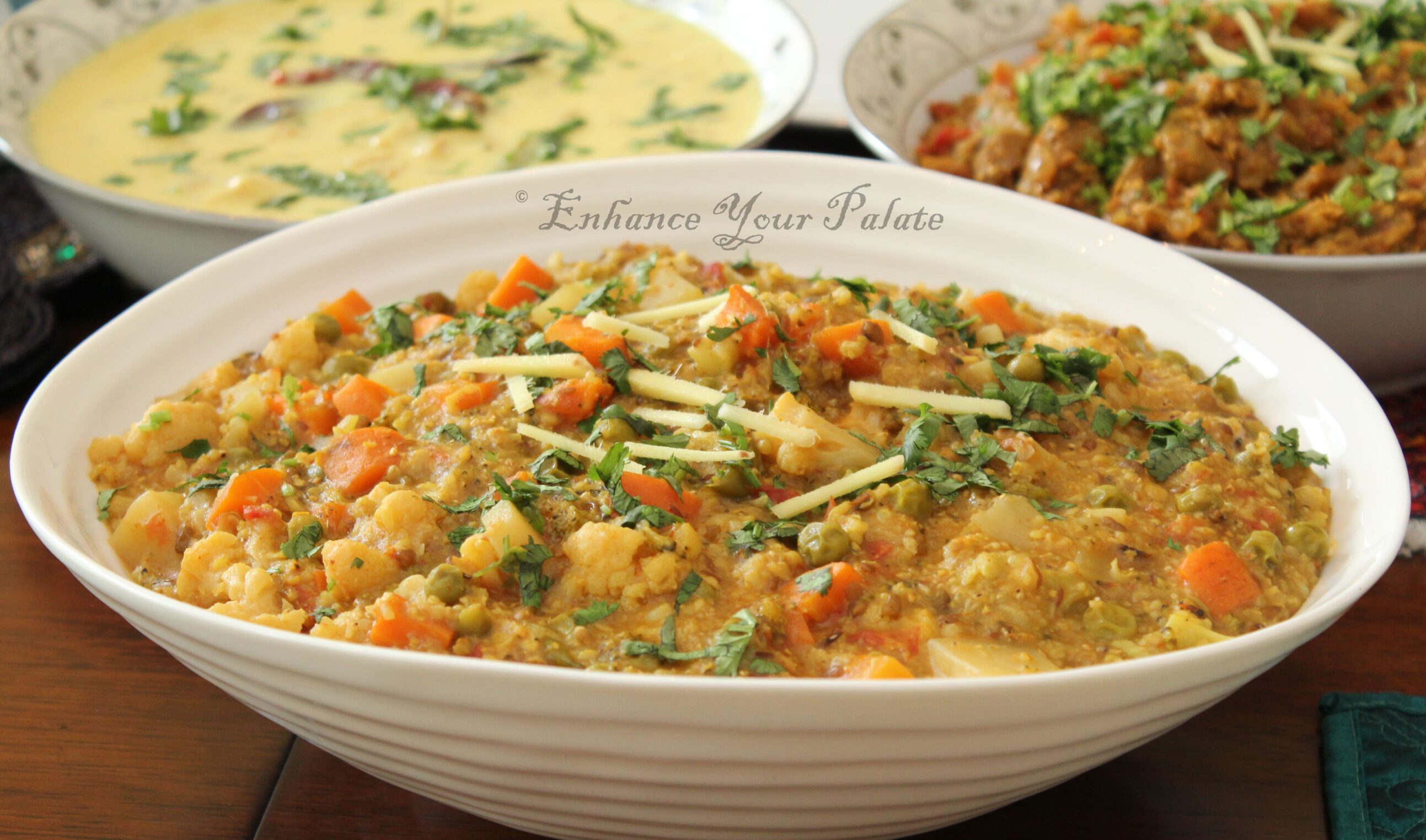 Vegetable Pearl Millet Recipe - Bajra Khichdi (One Pot Meal)
Bajra (Pearl Millet) Khichdi makes a perfect healthy one pot meal. Pearl Millet (Bajra) has high protein content. Freekeh is the latest in super-foods. Both Instant Pot and Stove Top recipe included.