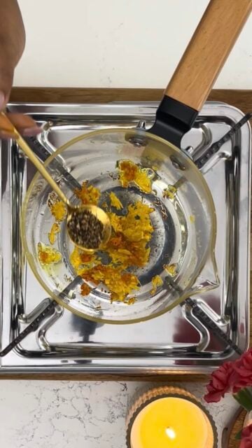 Add crushed black pepper step