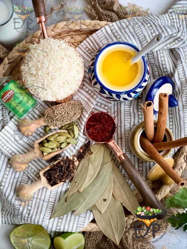 Whole Spices used in Navratan Pulao