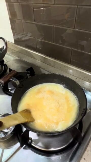 Cooking halwa on low heat